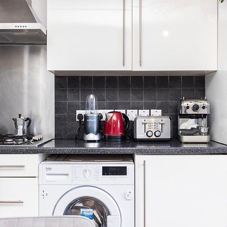 Trendy 4 Bed Apartment Near Vibrant Shoreditch W Balcony And Walking Distance To Tube Londra Exterior foto