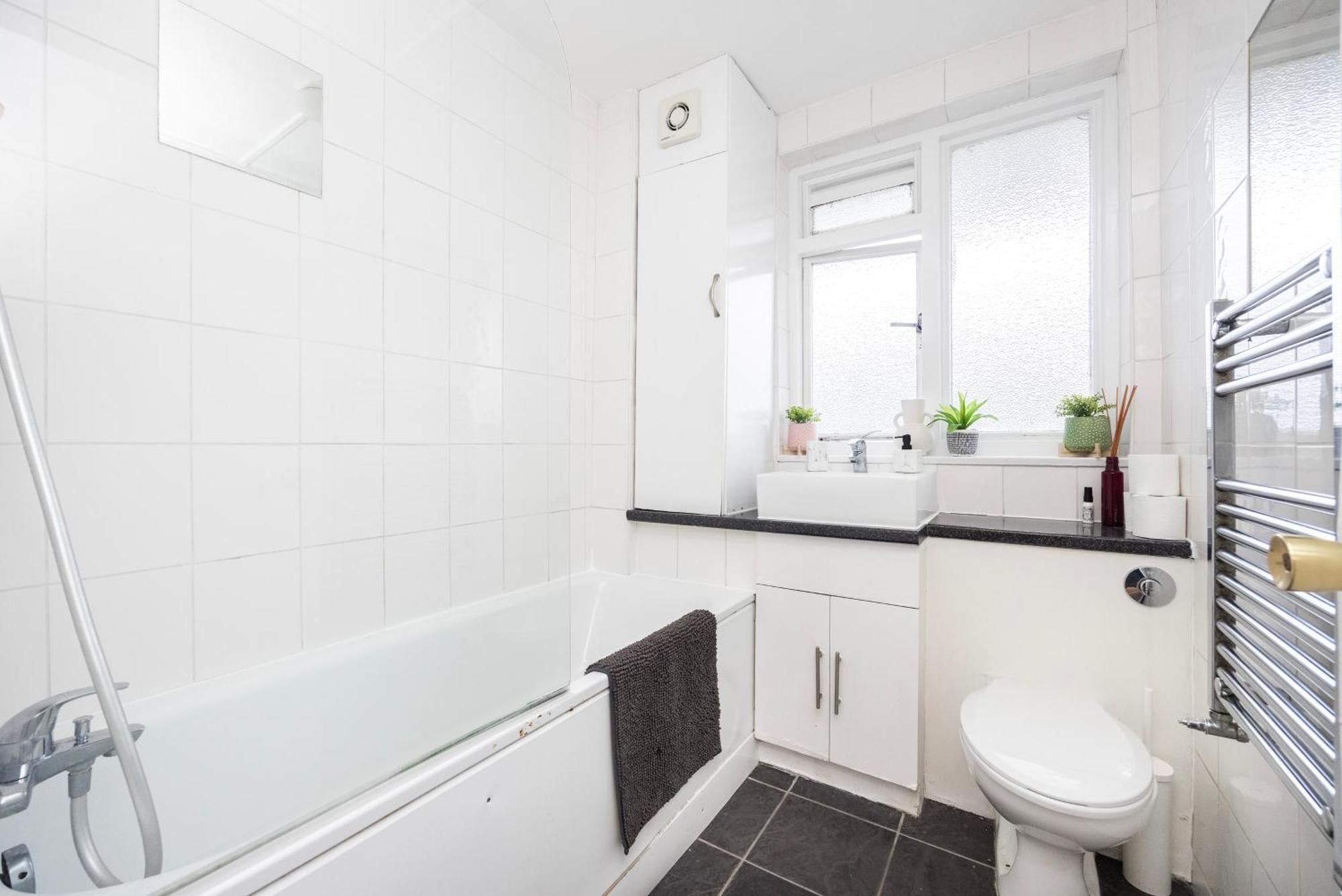 Trendy 4 Bed Apartment Near Vibrant Shoreditch W Balcony And Walking Distance To Tube Londra Exterior foto