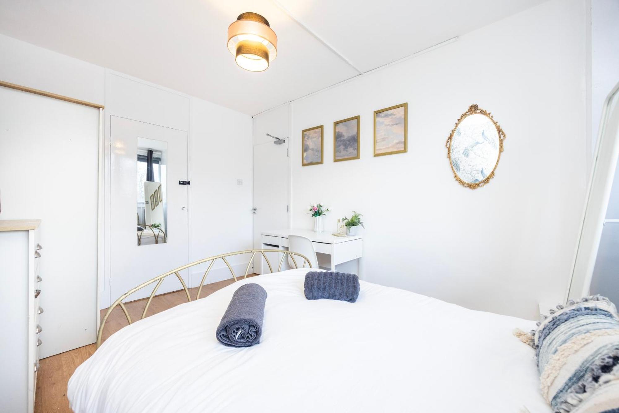 Trendy 4 Bed Apartment Near Vibrant Shoreditch W Balcony And Walking Distance To Tube Londra Exterior foto